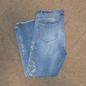 Democracy High Rise Ab Solution Embroidered Fray Hem Jeans